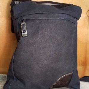 Overland Equipment shoulder bag.